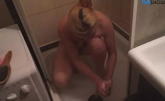 Fingering, Dildo Play and Stick Fucking Live Stream